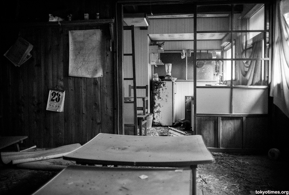 abandoned-japanese-school18.jpg